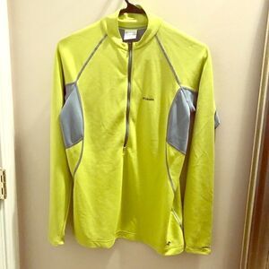 Columbia 1/2 zip pullover in neon yellow w grey trim.